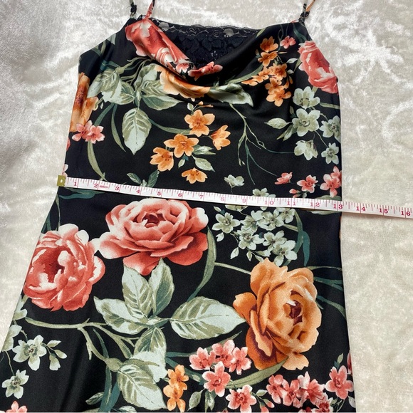 BY&BY Floral Womens Spaghetti Strap Lace and Slit Midi Dress Size Small Elegant - Picture 8 of 9